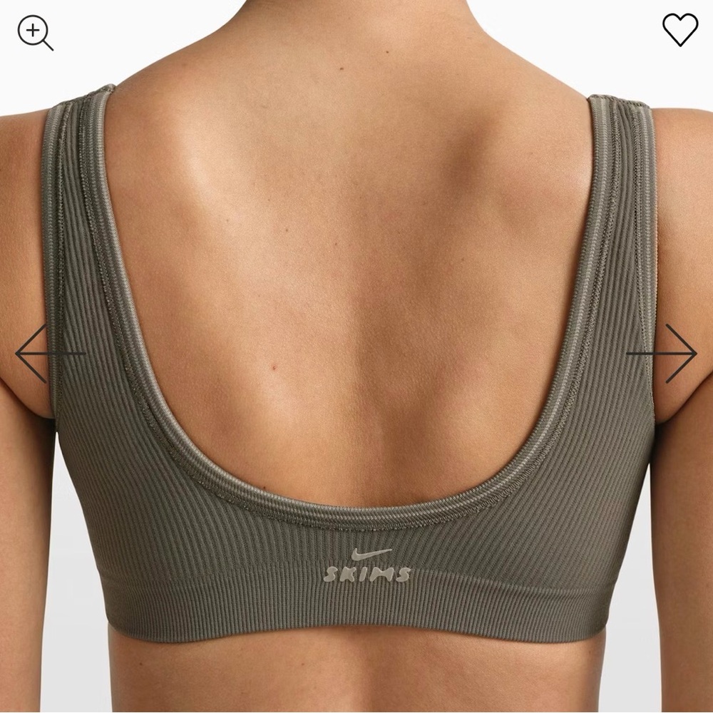 NikeSKIMS RIBBED SEAMLESS
MICRO SCOOP BRA- Limited Edition Dusty Oakmoss